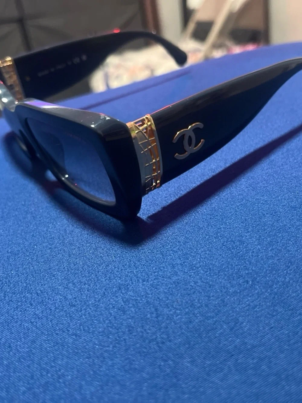 CHANEL used Blue/Gray Sunglasses with Gold Hinges no packaging included